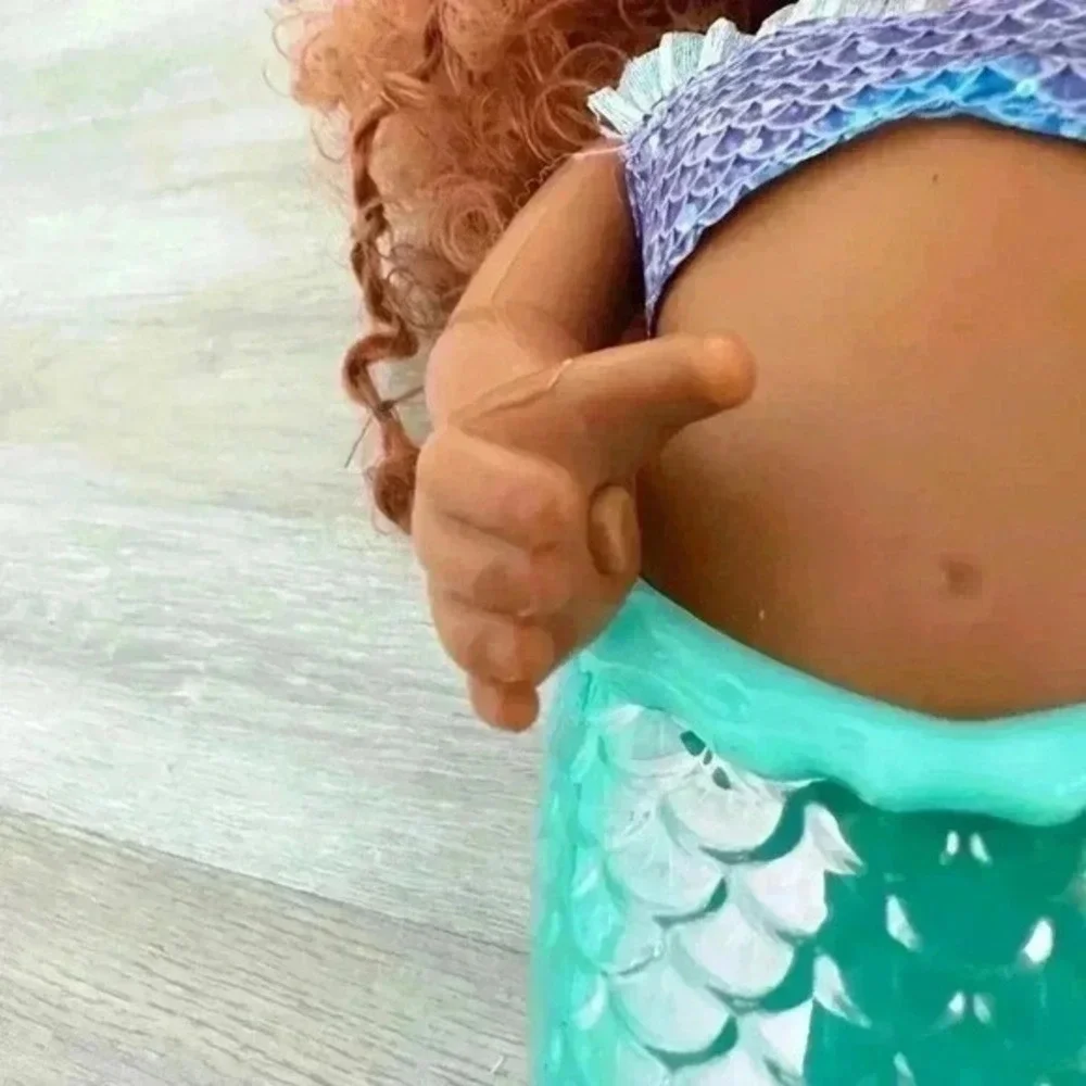 Sparkling Mermaid Doll With Light Up Tail Kids Play Toy